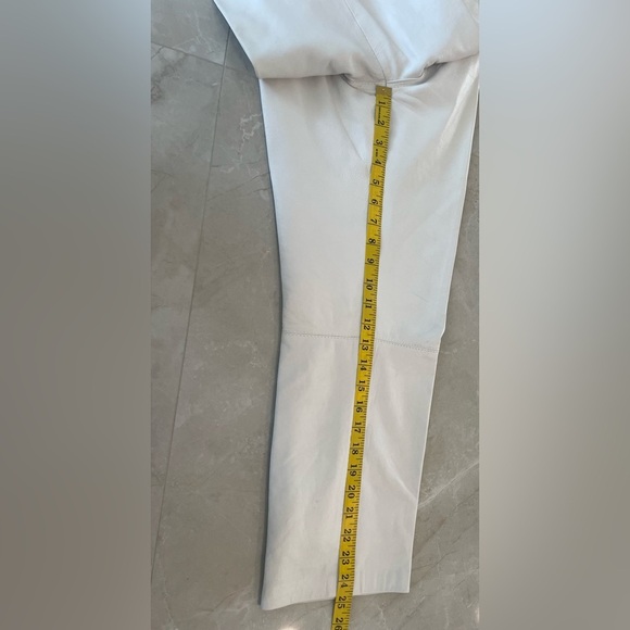 Anne Klein Women LEATHER Jean Pant Creamy White Color Size Medium Zipper Front - Picture 5 of 8